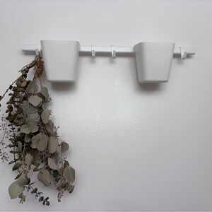 Wall organizer bar for storage and decoration 3/$15!!